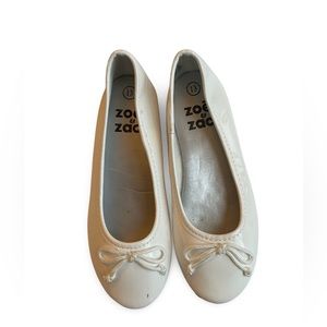 Zōe & Zack Girls White Patent Ballet Flats, Size 13 (Little Girls), Synthetic